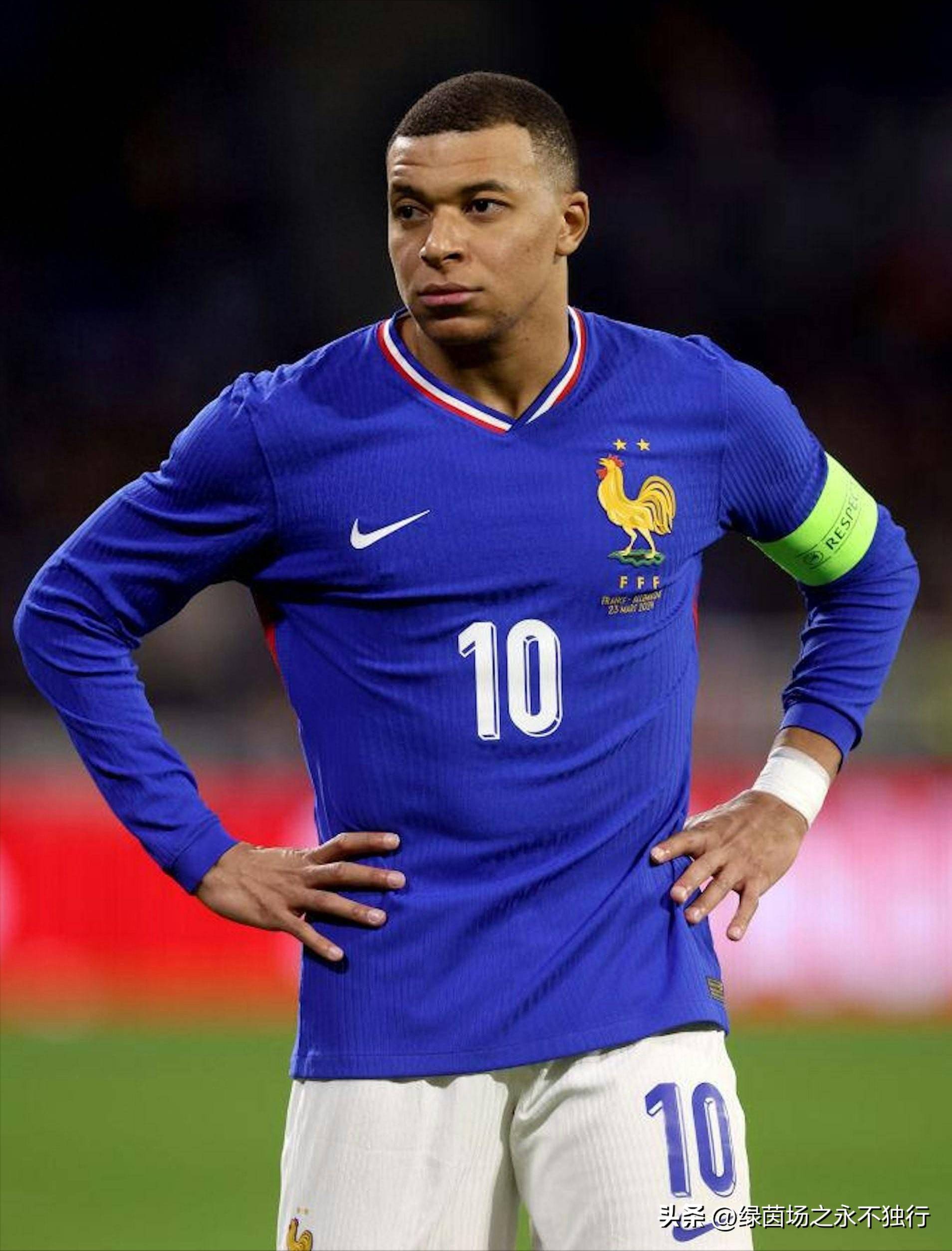 九游体育入口法国杯今晨再迎强敌，克里夫兰骑士防线松动，主帅态度——目标明确，更衣室氛围转暖的简单介绍